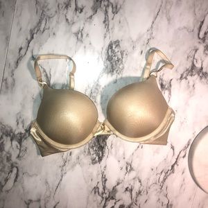 Victoria’s Secret miraculous plunge bombshell bra